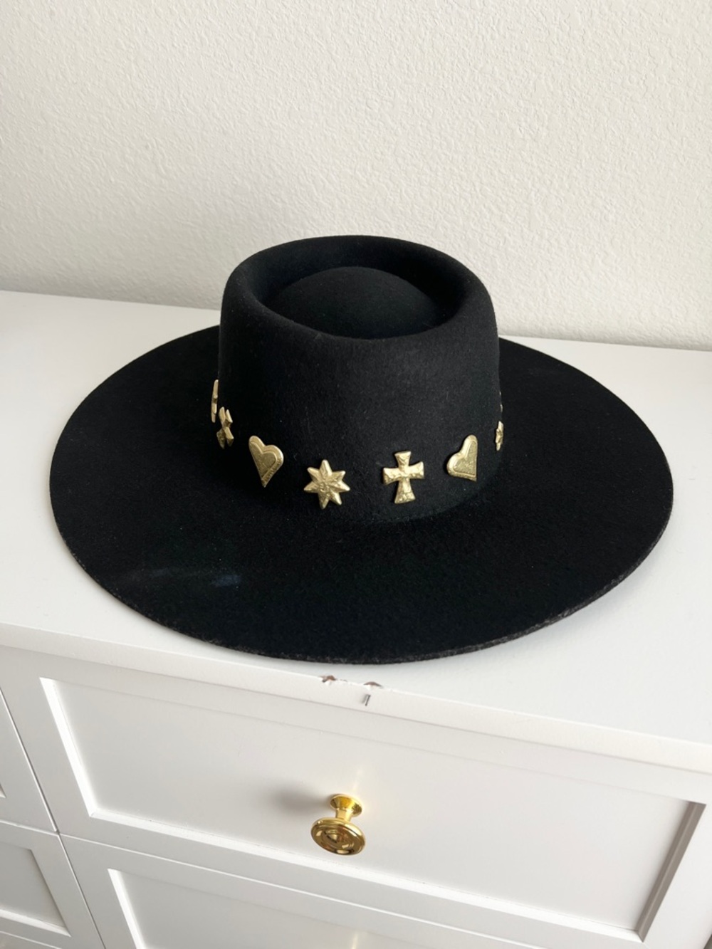 Lack of Color Celestial Boater Black Wool Hat Gold Conchos M 57cm